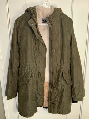 Abercrombie and Fitch Utility Jacket w/removable faux fur liner XS